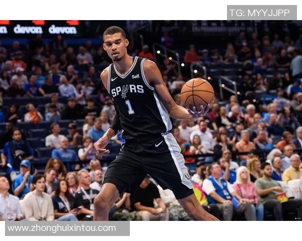 2014年NBA总决赛马刺与热火的经典对决阵容分析与比较 2014年NBA总决赛马刺与热火的经典对决阵容分析与比较