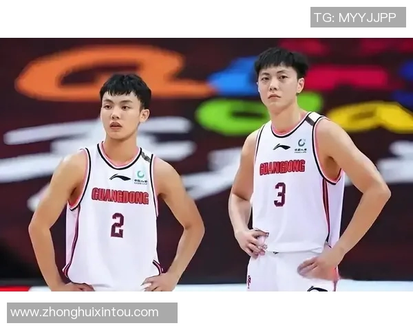 杭州足球队与重庆足球队赛后分析：节奏掌控与战术对决的深度剖析