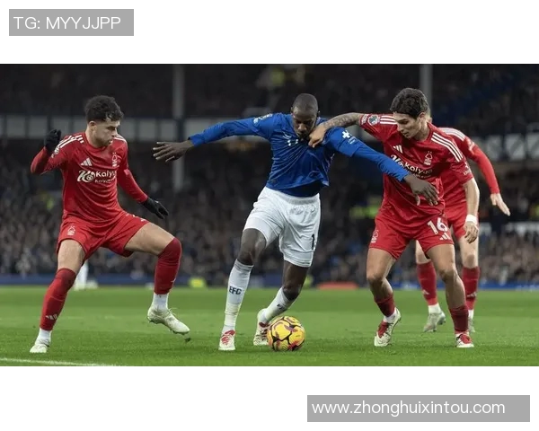 维拉与埃弗顿实力对比分析谁能在英超赛场更胜一筹